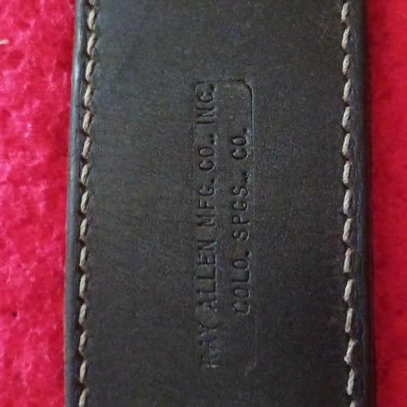 Dog Collar - Picture 5 of 5